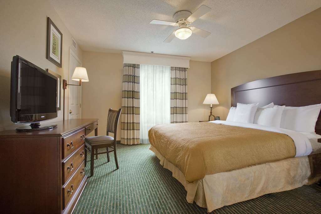Homewood Suites By Hilton Hartford-Farmington Room photo